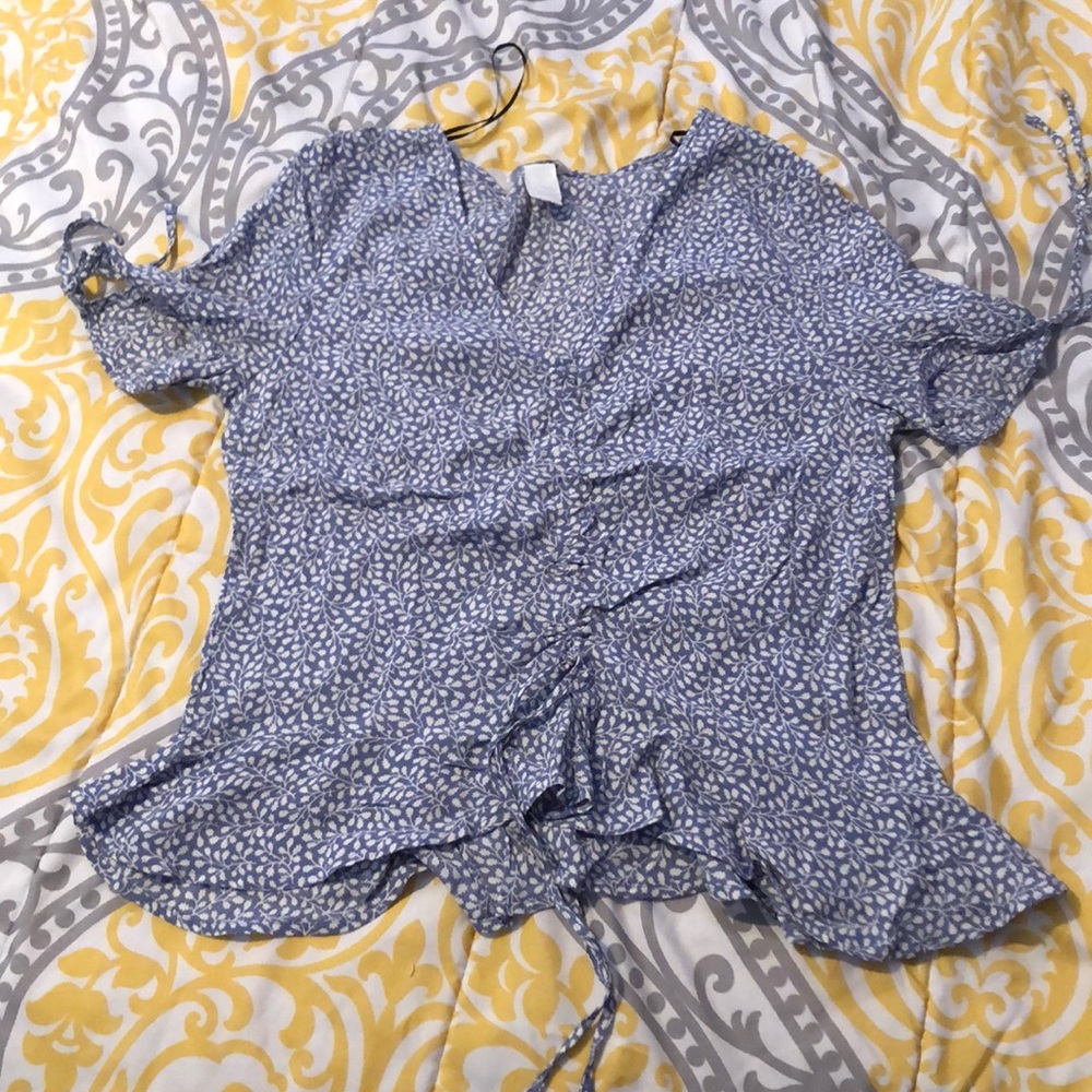 Blue and White ruffled top H&M
